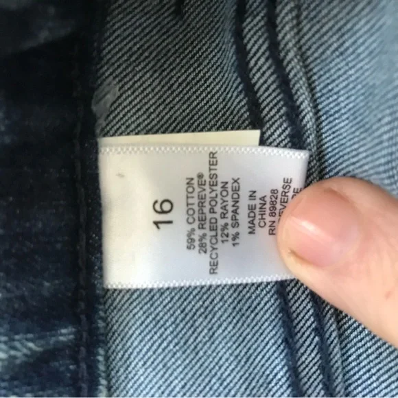 LOGO Lori Goldstein Tie Dye Ombre Green Blue Jeans Mid Rise Crop Kick size 16 - Picture 9 of 9